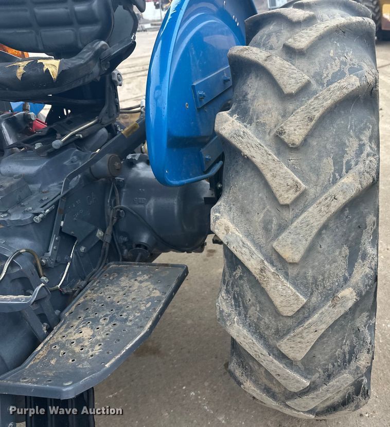 image for item FK1641 1999 New Holland 3930 tractor