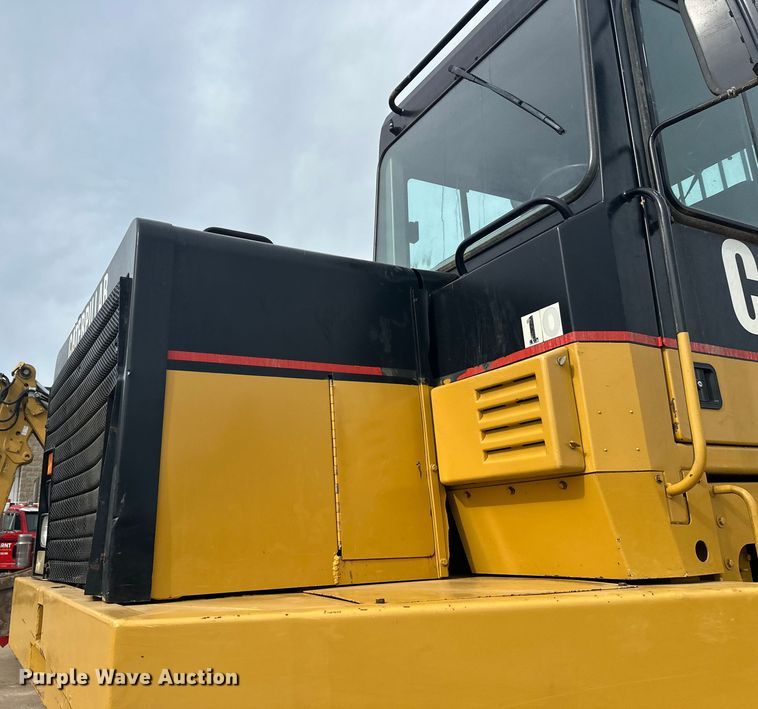 image for item FK1642 1998 Caterpillar D400 E Series II articulated haul truck