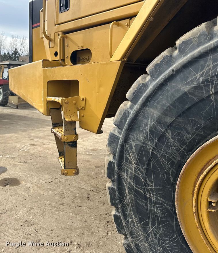 image for item FK1642 1998 Caterpillar D400 E Series II articulated haul truck