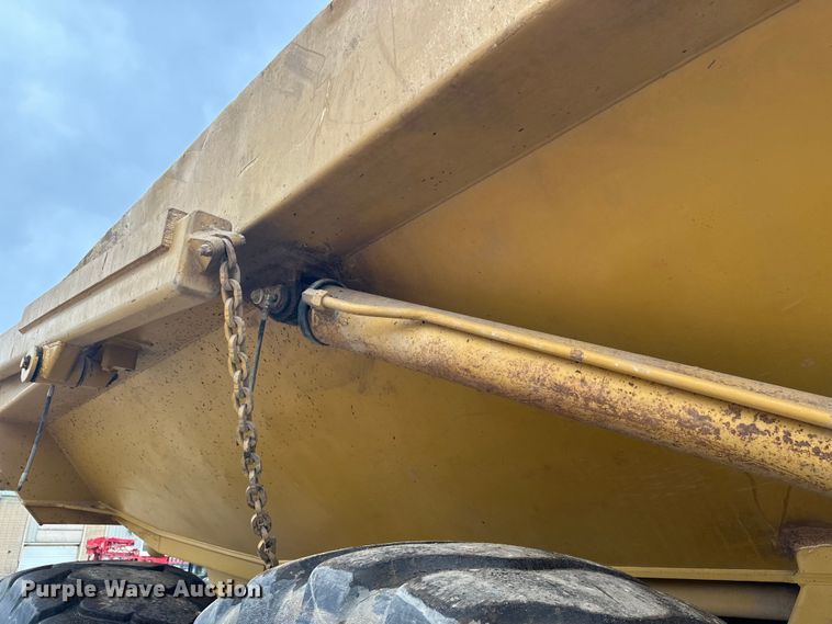 image for item FK1642 1998 Caterpillar D400 E Series II articulated haul truck