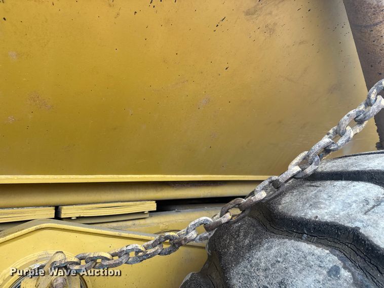 image for item FK1642 1998 Caterpillar D400 E Series II articulated haul truck