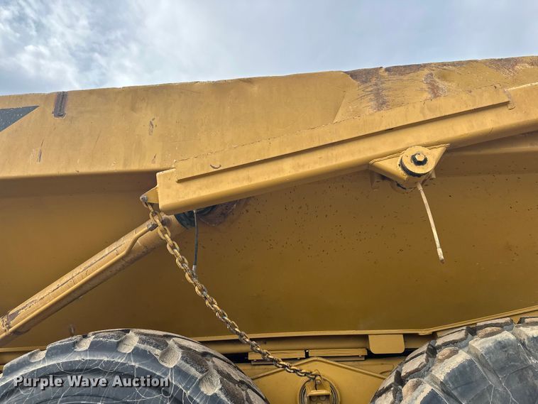 image for item FK1642 1998 Caterpillar D400 E Series II articulated haul truck