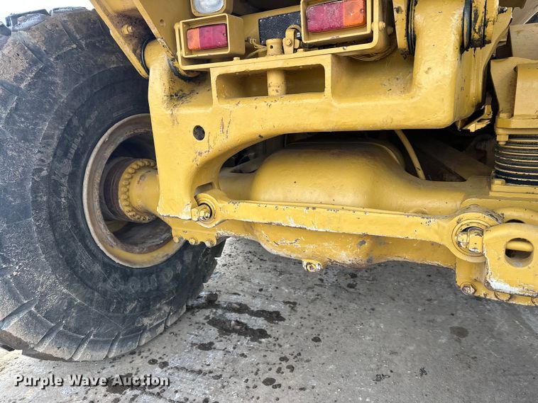 image for item FK1642 1998 Caterpillar D400 E Series II articulated haul truck