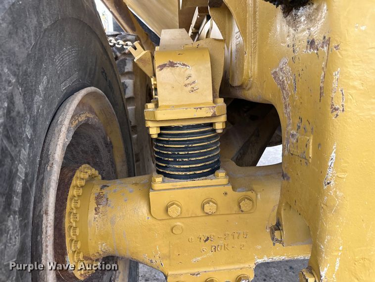 image for item FK1642 1998 Caterpillar D400 E Series II articulated haul truck