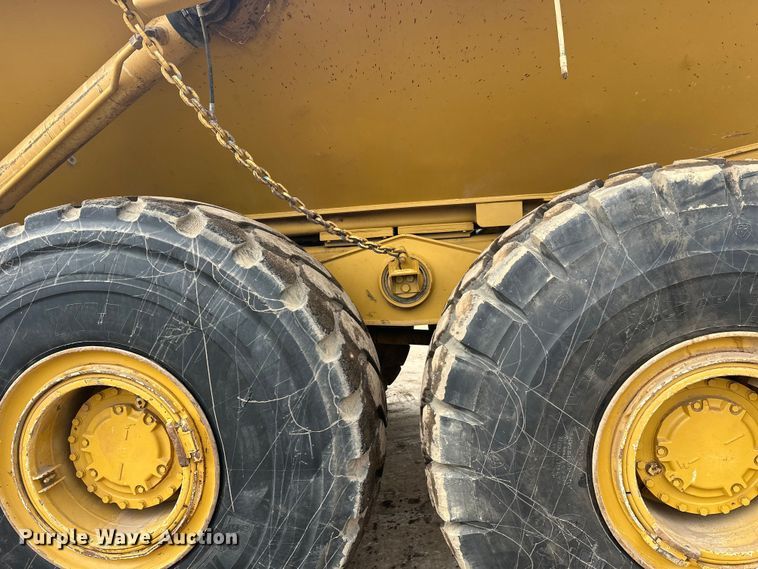 image for item FK1642 1998 Caterpillar D400 E Series II articulated haul truck