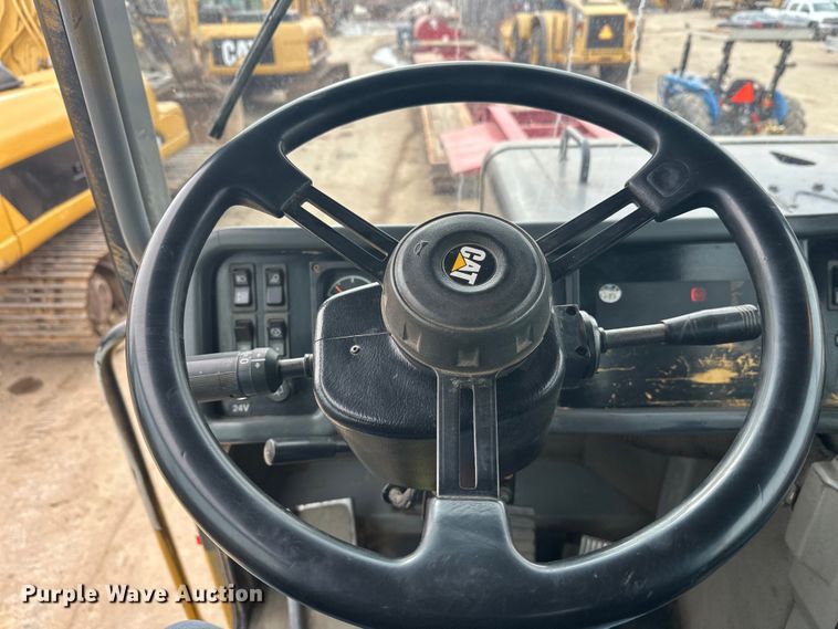 image for item FK1642 1998 Caterpillar D400 E Series II articulated haul truck