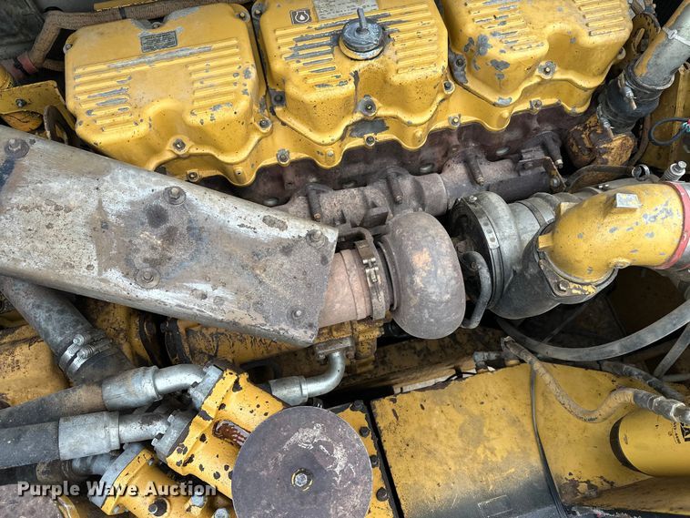 image for item FK1642 1998 Caterpillar D400 E Series II articulated haul truck