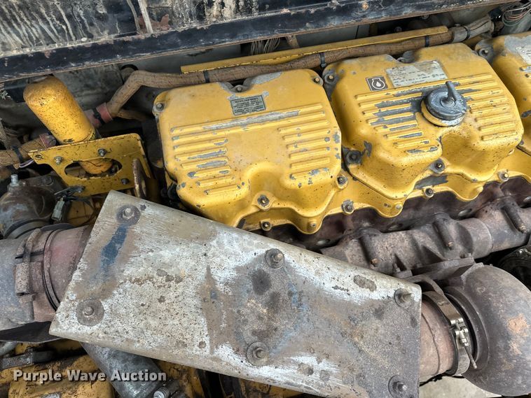 image for item FK1642 1998 Caterpillar D400 E Series II articulated haul truck