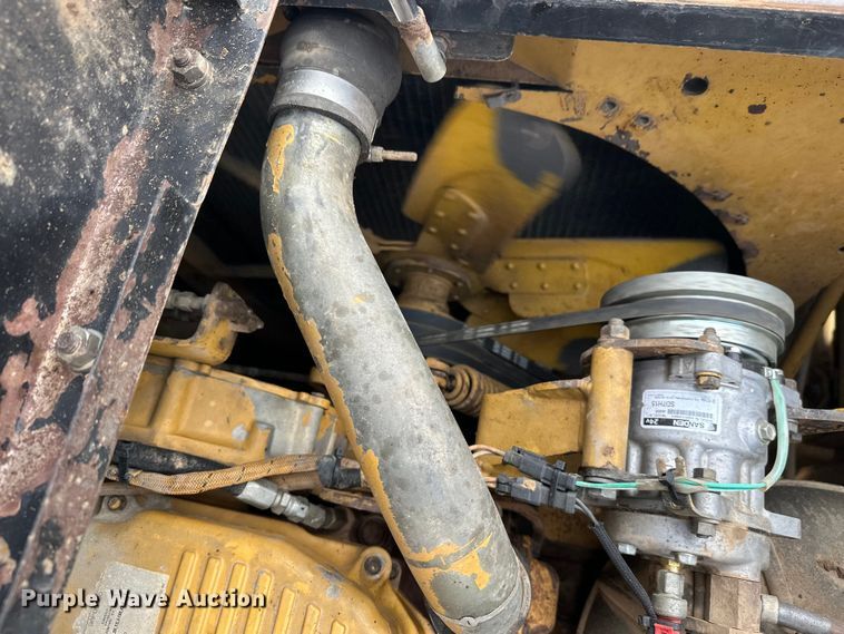 image for item FK1642 1998 Caterpillar D400 E Series II articulated haul truck