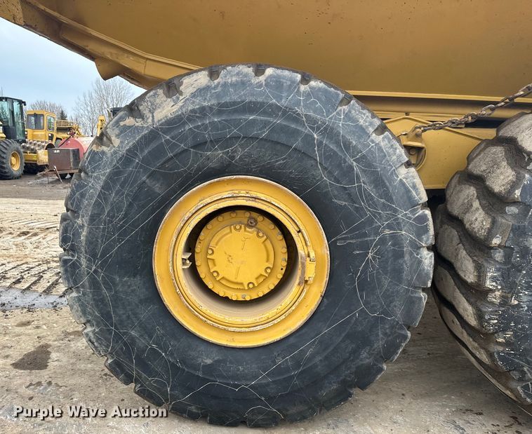 image for item FK1642 1998 Caterpillar D400 E Series II articulated haul truck