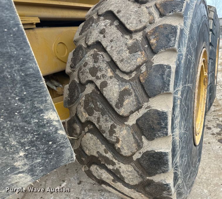 image for item FK1642 1998 Caterpillar D400 E Series II articulated haul truck