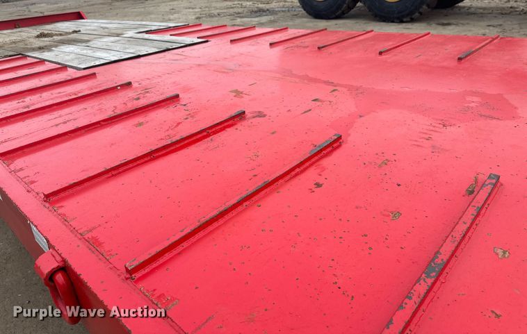 image for item FK1643 1999 Towmaster T50 equipment trailer