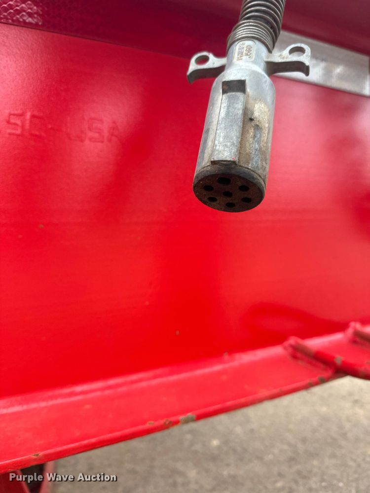 image for item FK1643 1999 Towmaster T50 equipment trailer