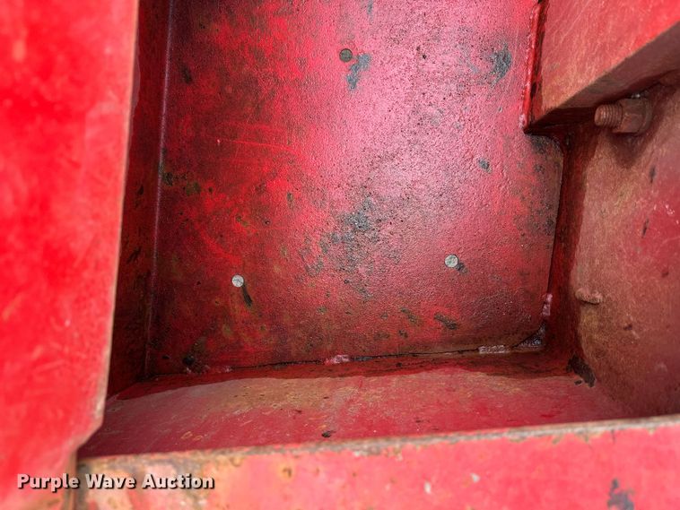 image for item FK1643 1999 Towmaster T50 equipment trailer