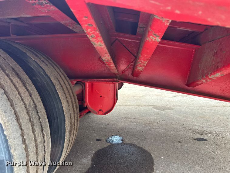 image for item FK1643 1999 Towmaster T50 equipment trailer