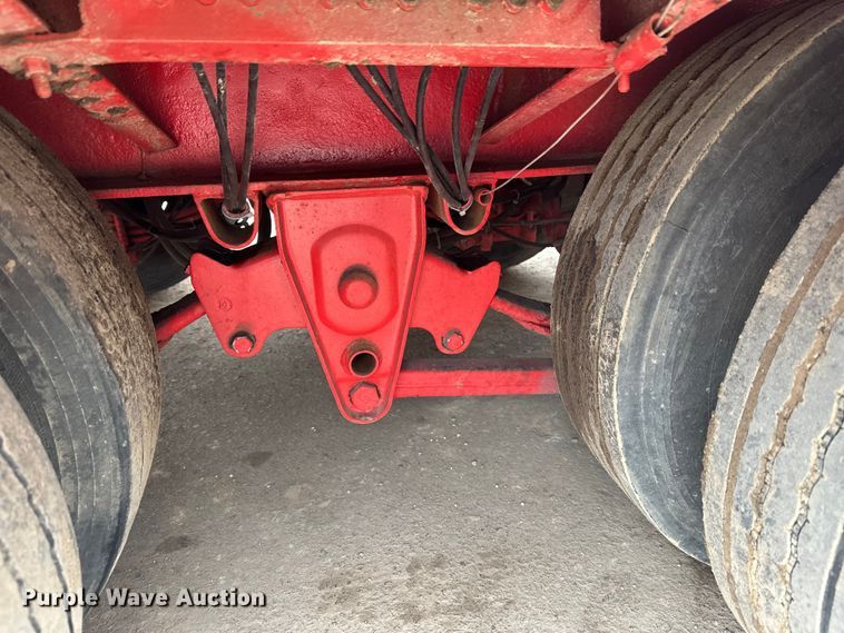 image for item FK1643 1999 Towmaster T50 equipment trailer