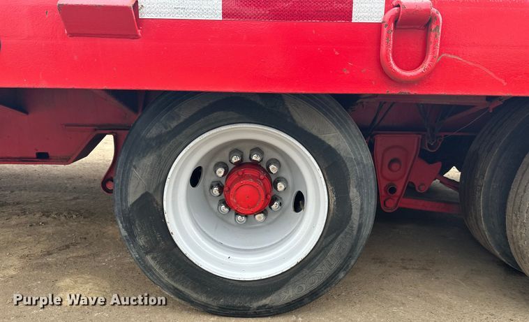 image for item FK1643 1999 Towmaster T50 equipment trailer