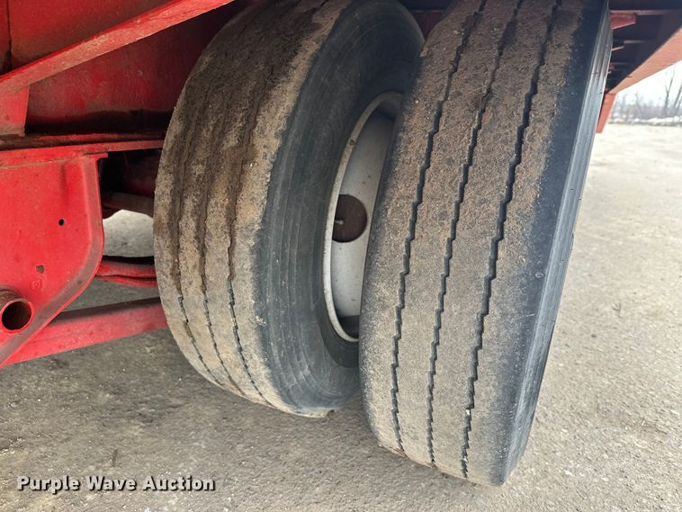 image for item FK1643 1999 Towmaster T50 equipment trailer