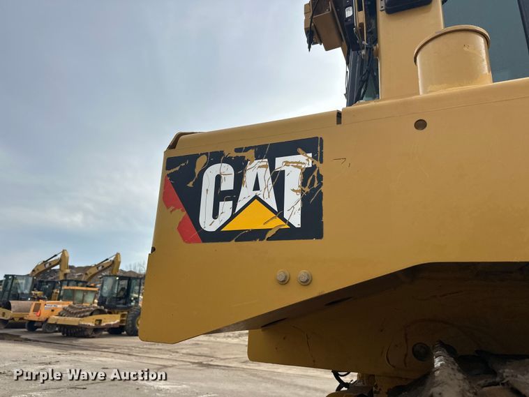 image for item FK1644 2012 Caterpillar D6T dozer