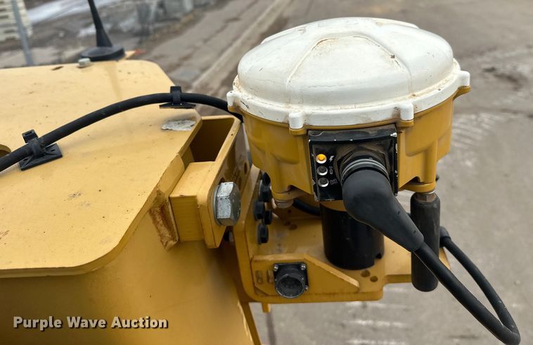 image for item FK1644 2012 Caterpillar D6T dozer