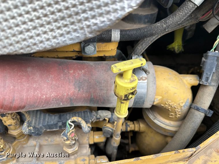 image for item FK1644 2012 Caterpillar D6T dozer