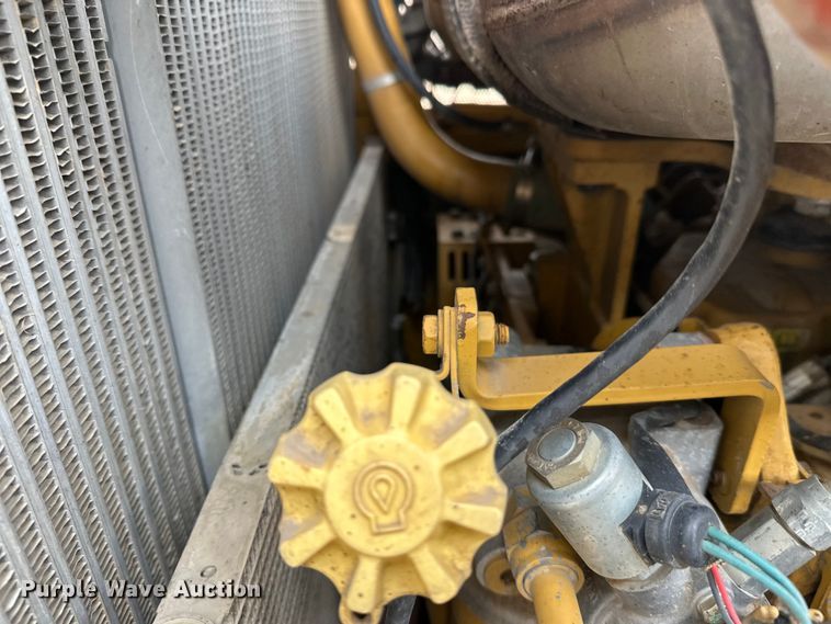 image for item FK1644 2012 Caterpillar D6T dozer