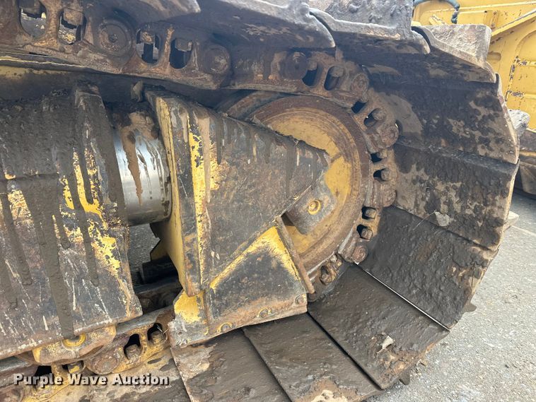 image for item FK1644 2012 Caterpillar D6T dozer
