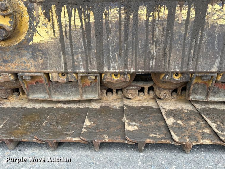 image for item FK1644 2012 Caterpillar D6T dozer