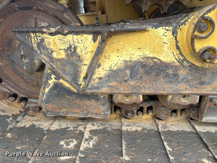 image for item FK1644 2012 Caterpillar D6T dozer