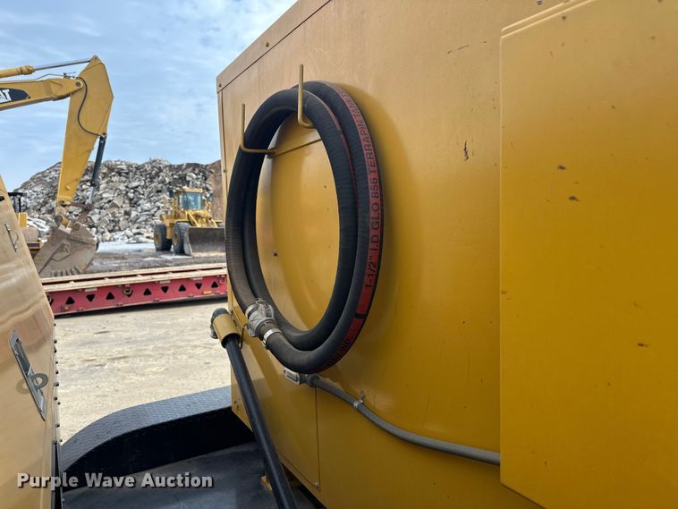 image for item FK1645 Rusmar Foam Technology spray foam trailer