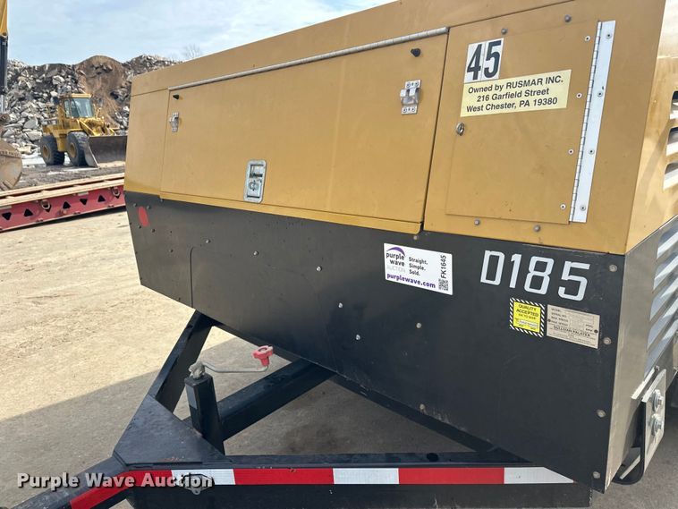 image for item FK1645 Rusmar Foam Technology spray foam trailer