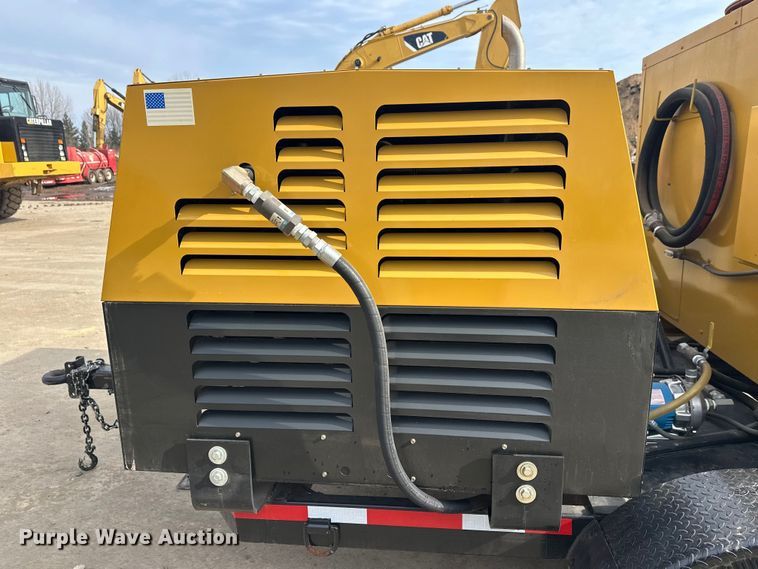 image for item FK1645 Rusmar Foam Technology spray foam trailer