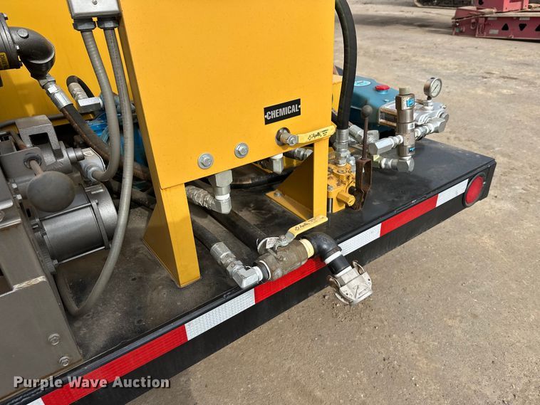 image for item FK1645 Rusmar Foam Technology spray foam trailer