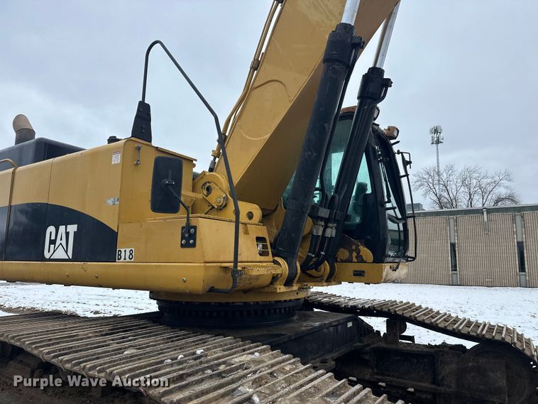 image for item FK1649 2008 Caterpillar 345C L excavator