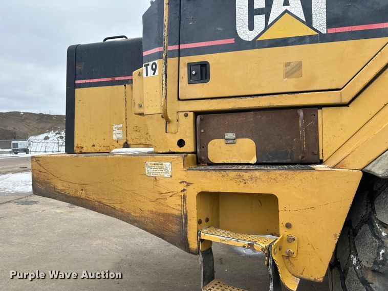 image for item FK1651 2000 Caterpillar D400E Series II articulated haul truck