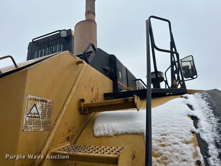 image for item FK1651 2000 Caterpillar D400E Series II articulated haul truck