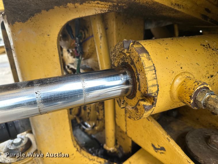 image for item FK1651 2000 Caterpillar D400E Series II articulated haul truck