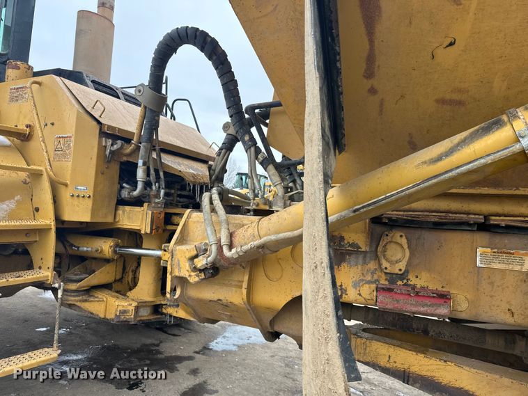 image for item FK1651 2000 Caterpillar D400E Series II articulated haul truck