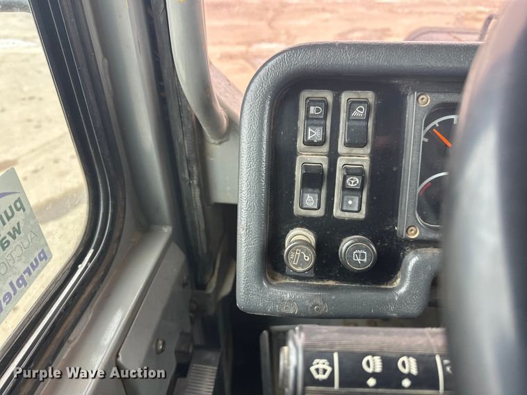 image for item FK1651 2000 Caterpillar D400E Series II articulated haul truck