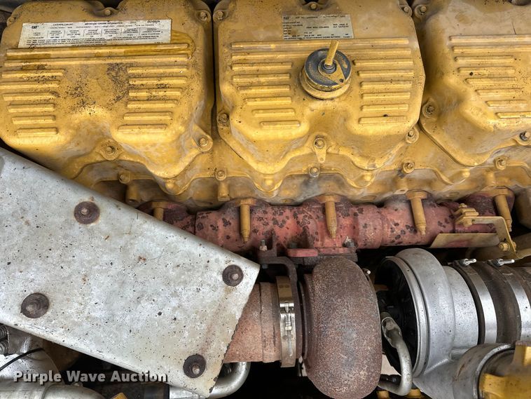 image for item FK1651 2000 Caterpillar D400E Series II articulated haul truck