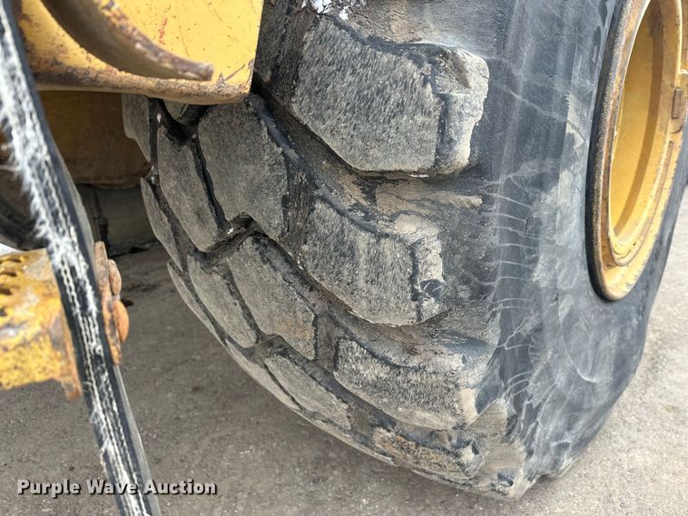 image for item FK1651 2000 Caterpillar D400E Series II articulated haul truck