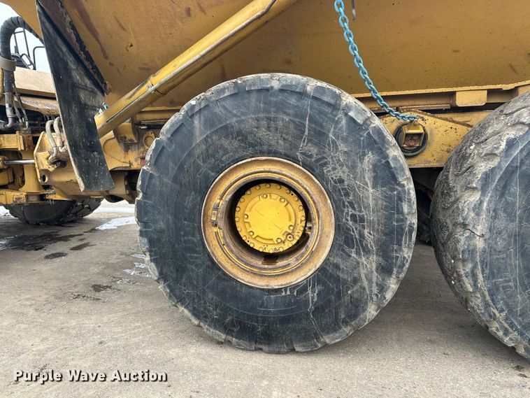 image for item FK1651 2000 Caterpillar D400E Series II articulated haul truck