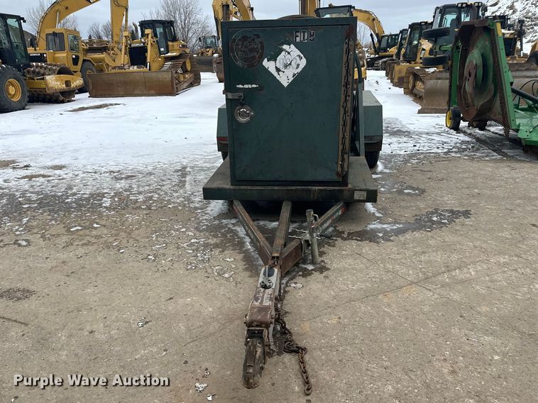 image for item FK1652 Fuel tank trailer