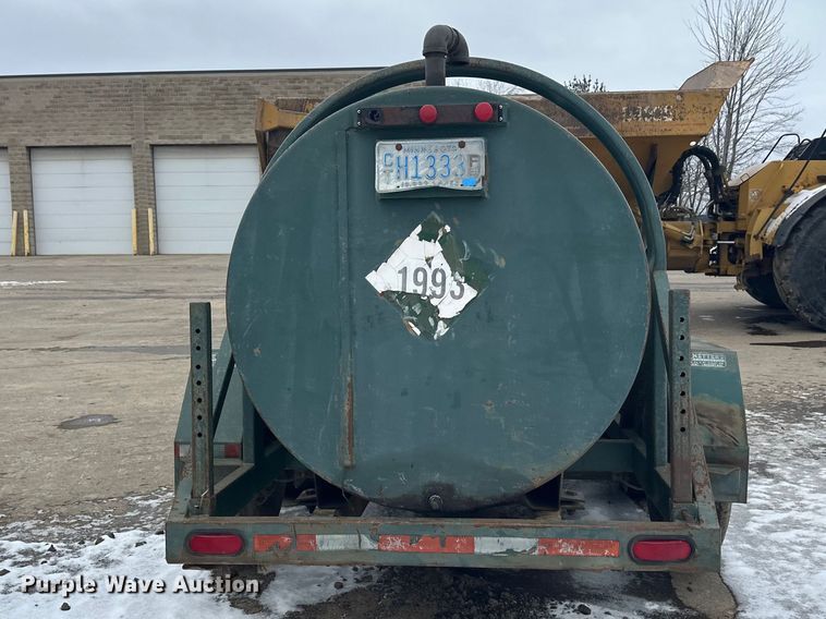 image for item FK1652 Fuel tank trailer
