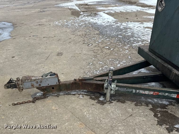 image for item FK1652 Fuel tank trailer