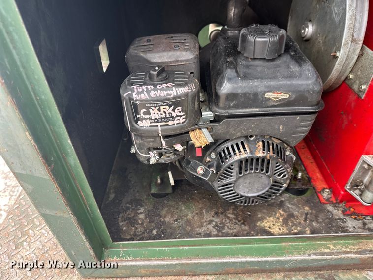 image for item FK1652 Fuel tank trailer