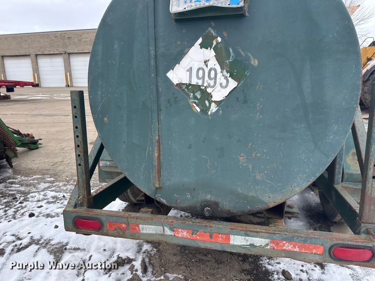 image for item FK1652 Fuel tank trailer