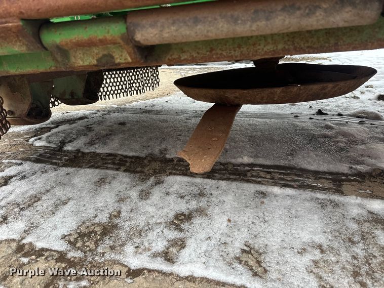 image for item FK1653 John Deere HX15 batwing rotary mower