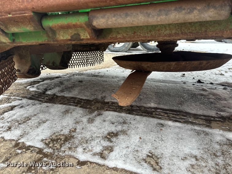 image for item FK1653 John Deere HX15 batwing rotary mower