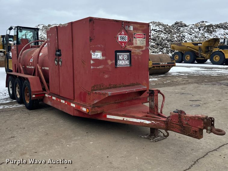 image for item FK1654 Fuel and lube trailer